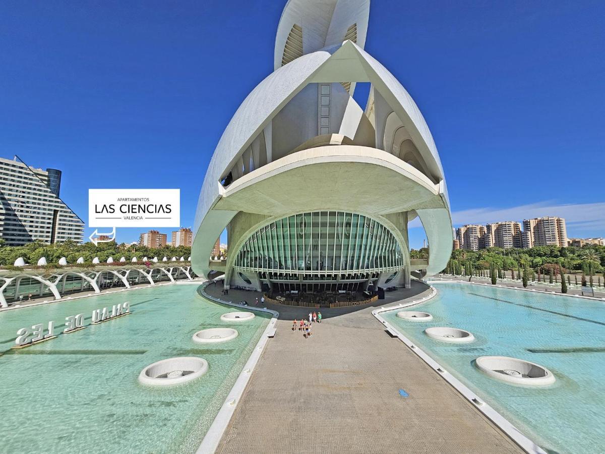 Apartamentos Las Ciencias R Valencia Bagian luar foto