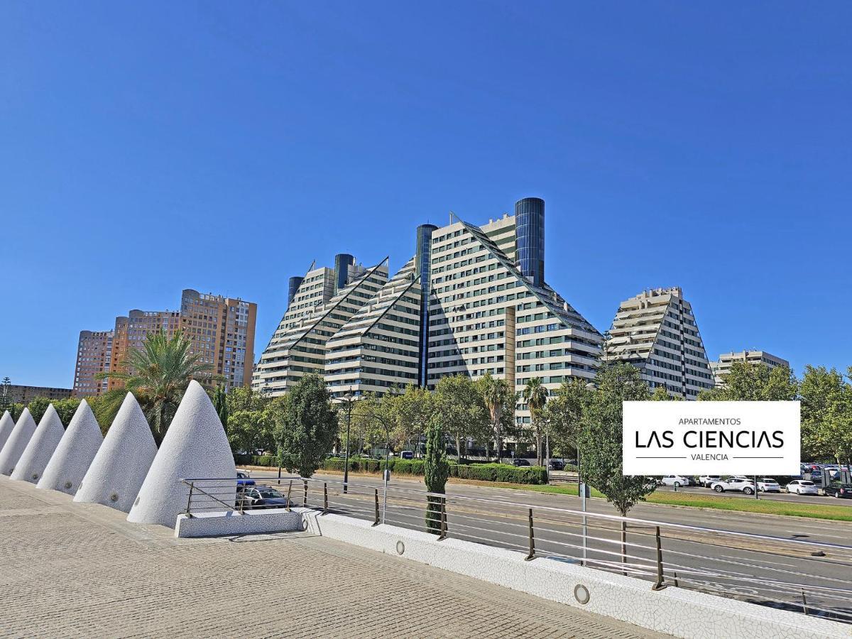 Apartamentos Las Ciencias R Valencia Bagian luar foto